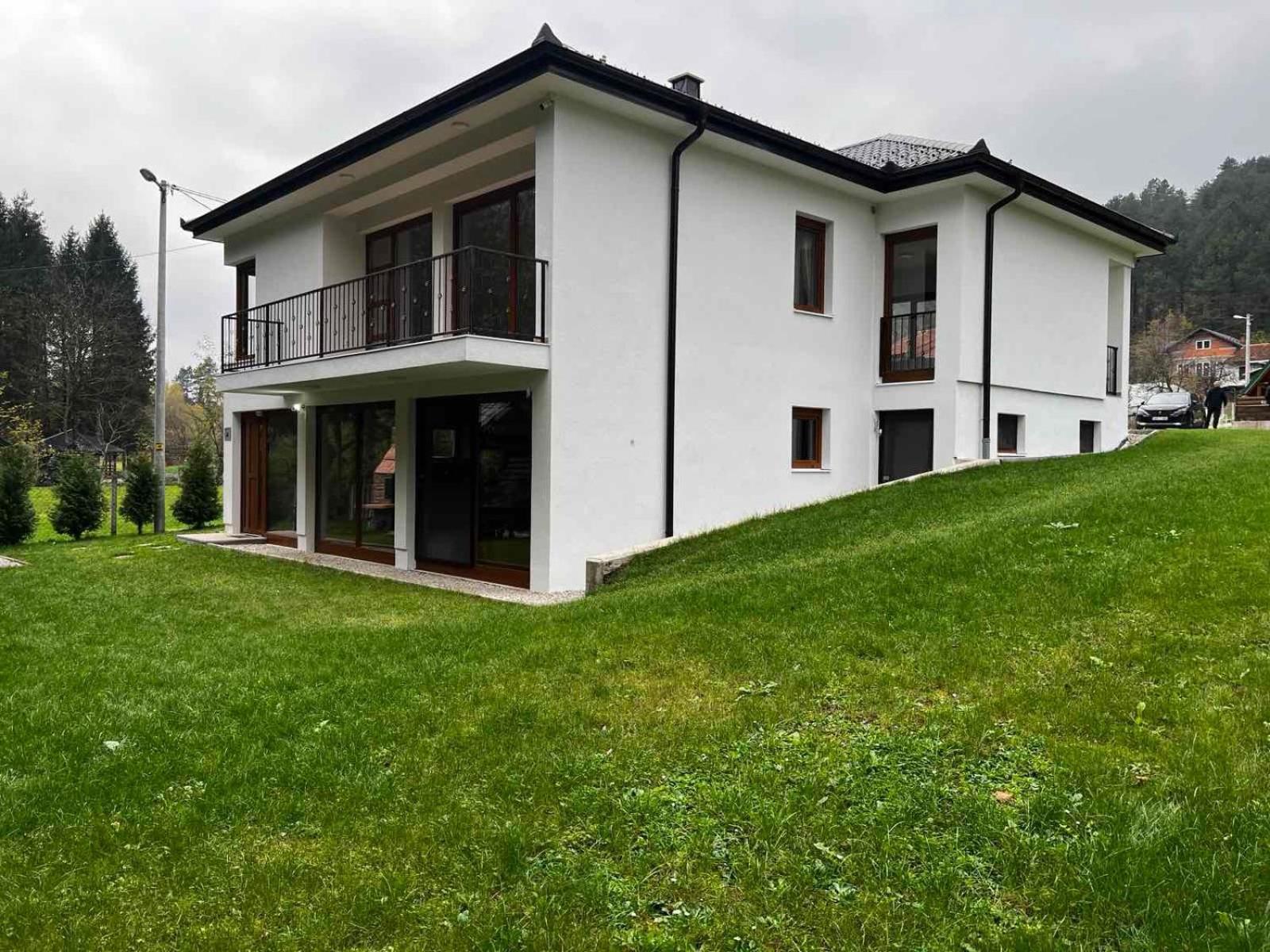 Villa Bella Una - Apartman Prizemlje *