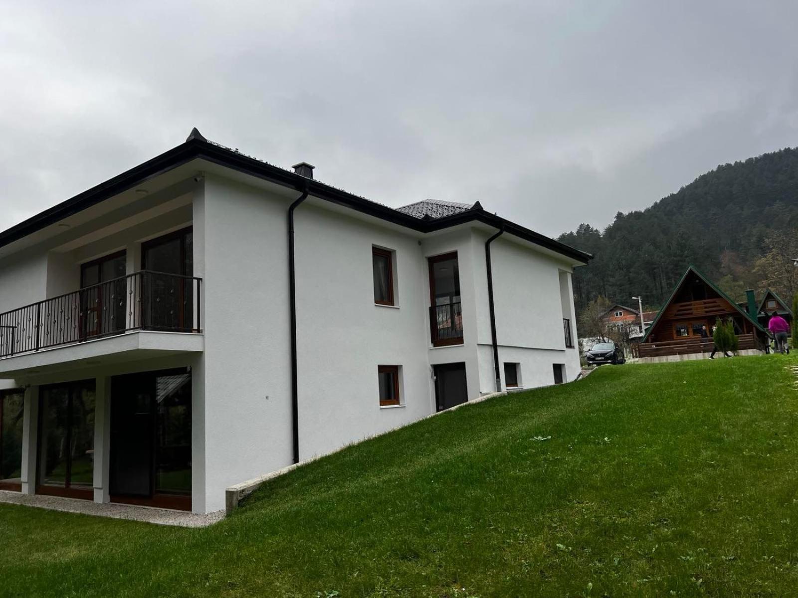 Villa Bella Una - Apartman Prizemlje *